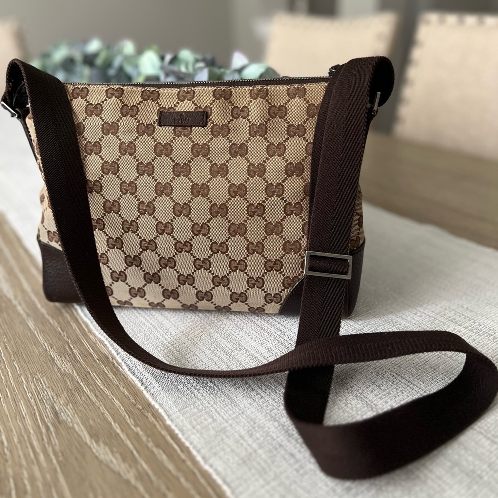 Gucci Brown and Tan Monogram Crossbody canvas and leather Bag and Dust bag  GUC